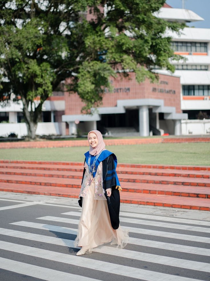 Jasa foto wisuda Payaman Lab